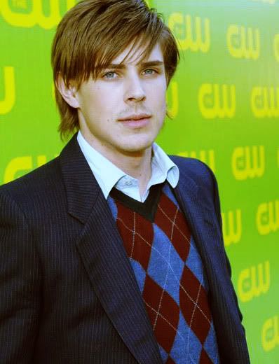 Chris Lowell vs. Zac Efron: The...